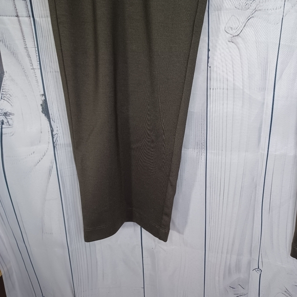 Eileen Fisher Dark Green pull-on pants - Picture 5 of 10